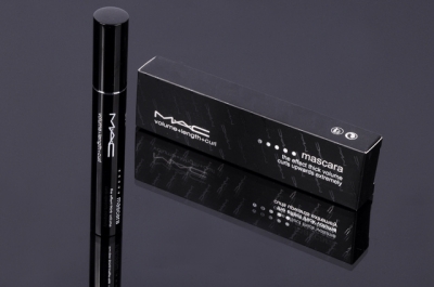 MAC Makeup designs The Effect Thick Volume Lenth Curls Mascara